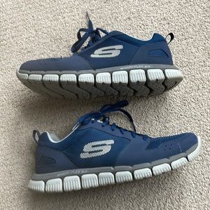 Skechers sneakers size US male 10.5